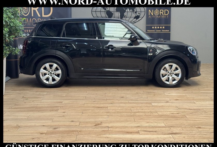 MINI Cooper Countryman Cooper Countryman S ALL4 Essential Trim *LED*NAV