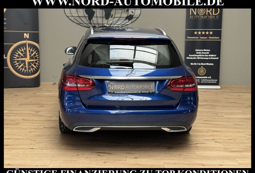 Mercedes-Benz C 300 C 300 d T Avantgarde Distro+*Wide*AHK*Kam*Comand