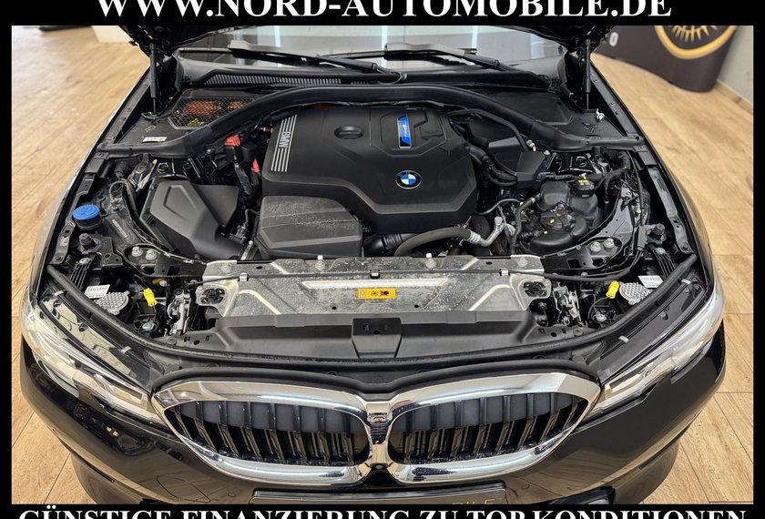 BMW 330 330 e touring Advantage*xDrive*AHK*LED*ACC*UPE71