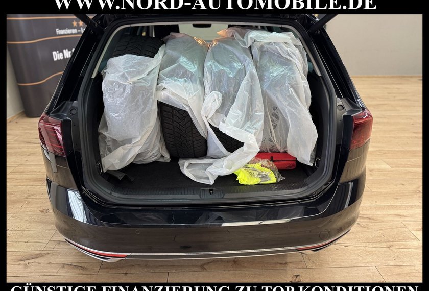 Volkswagen Passat Variant Passat Variant Elegance 2.0 TDI DSG Teilleder