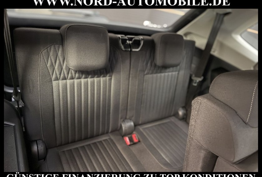 Volkswagen Tiguan Allspace Tiguan Allspace 1.5 TSI DSG 7-Sitzer/AHK/Navi/18