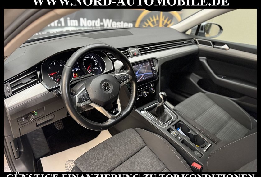 Volkswagen Passat Passat Limo 2.0 TDI R-Line AHK/Navi/LED/18