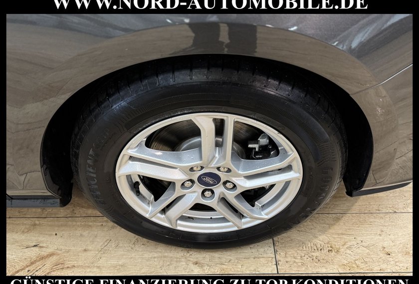 Ford Focus Focus Turnier 1.5 EcoBlue AUTOMATIK *LED*AHK*KAM