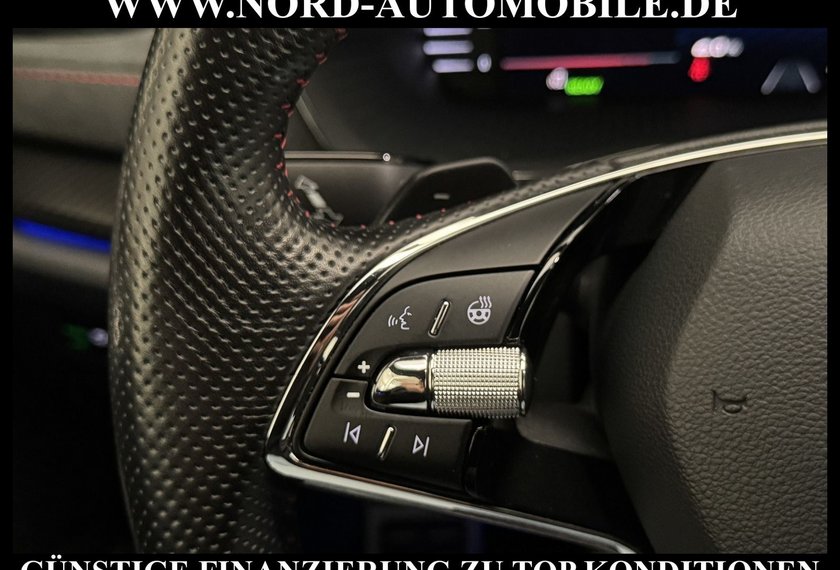 Skoda Octavia Octavia RS iV Combi First Edition 1.4 TSI DSG 19