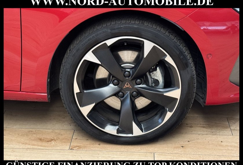 Cupra Leon Leon 1.4 TSI e-HYBRID DSG Pano/Kamera/ACC/18
