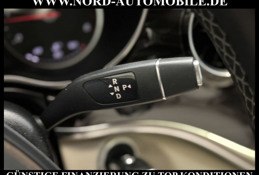 Mercedes-Benz V 300 V 300 d 4MATIC AMG LANG *MEMORY*DISTRO*PANO*