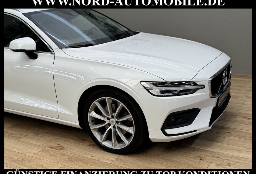 Volvo V60 V60 Kombi B3 Benzin Momentum Pro*STHZ*19ZOLL*KAM