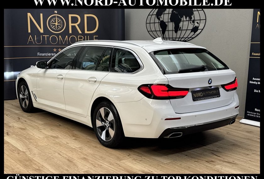 BMW 520 520 d Touring Luxury Line MJ2021*AHK*PANO*LIVECP