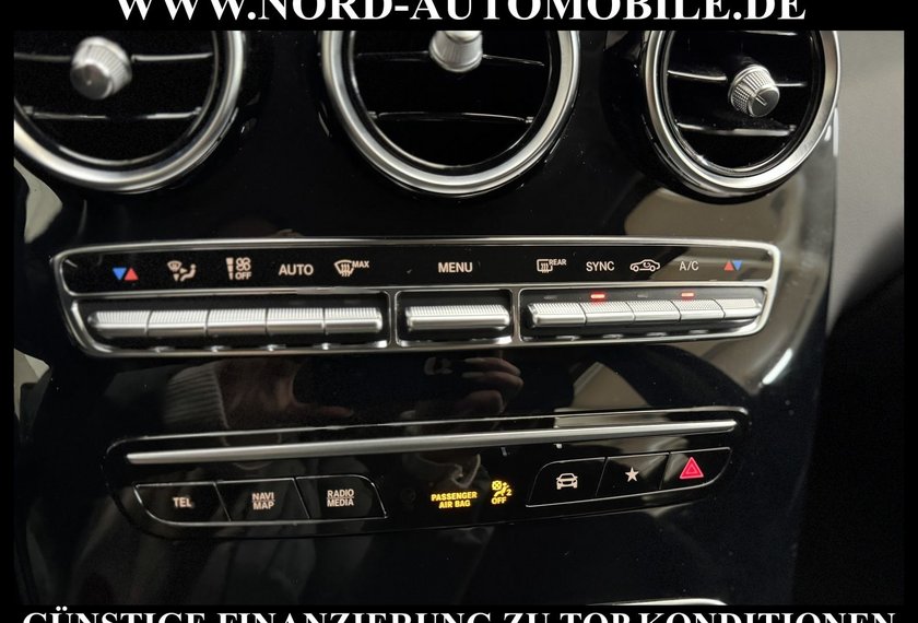 Mercedes-Benz GLC 220 GLC 220 d 4Matic *Distro+*AHK*Kamera*LED*MBUX+*