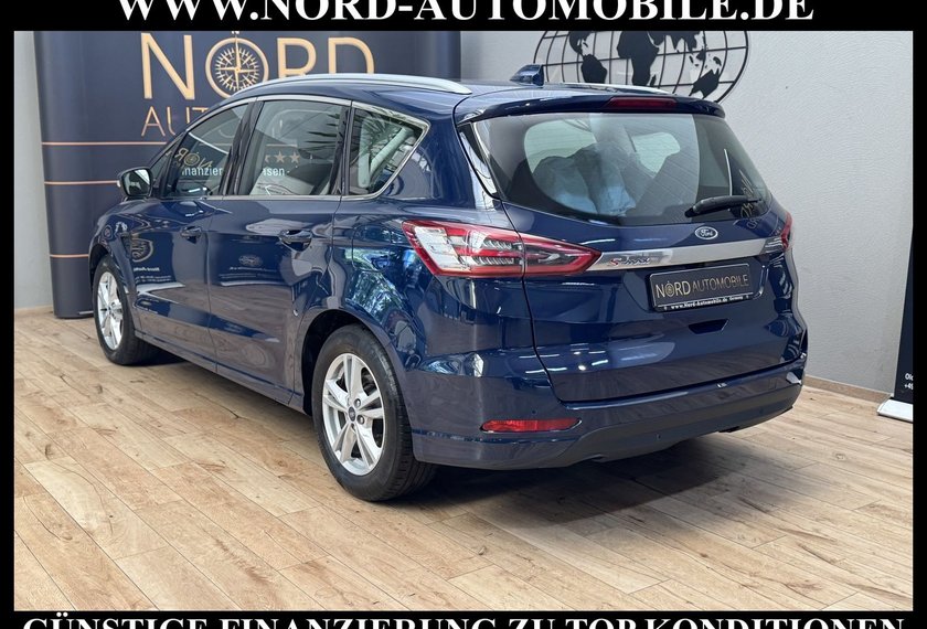 Ford S-Max S-MAX 2.0 EB TITANIUM *AHK*NAVI*SHZ*UPE:46