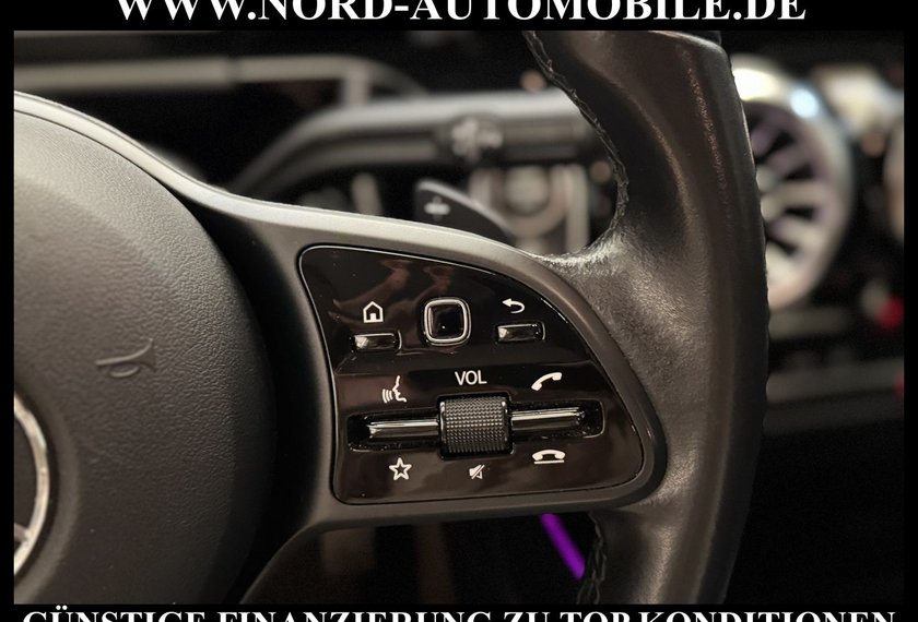 Mercedes-Benz GLA 180 GLA 180 d Style LED*AHK*Kamera*Ambiente*EasyPack