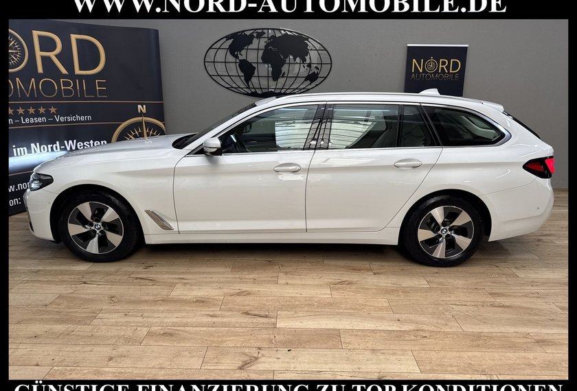 BMW 520 520 d Touring Luxury Line MJ2021*AHK*PANO*LIVECP