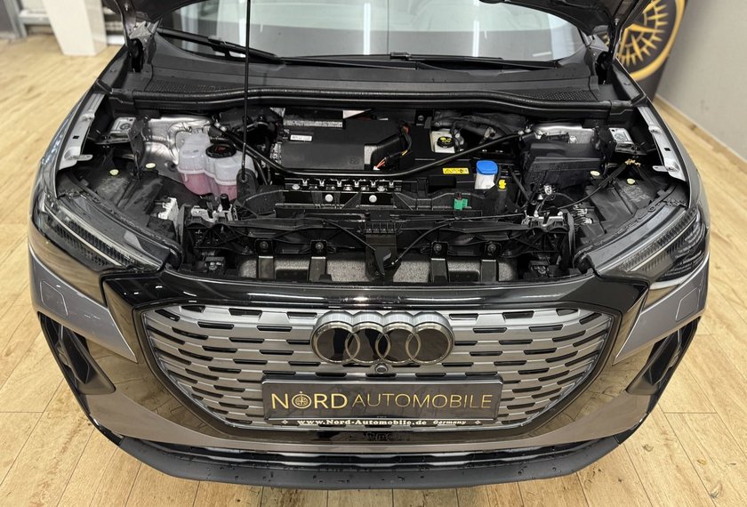 Audi Q4 e-tron Q4 e-tron 35 Sportback Edition One S-Line Matrix