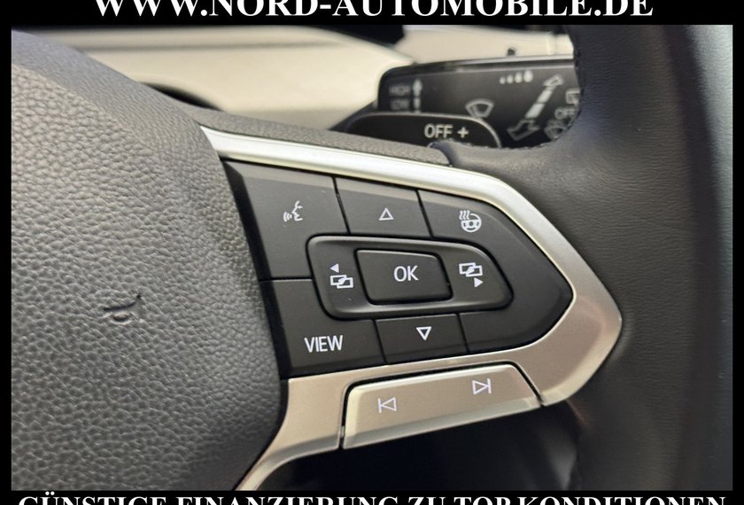 Volkswagen Golf Golf Life 2.0 TDI DSG Navi/LED/AHK/PDC/ACC