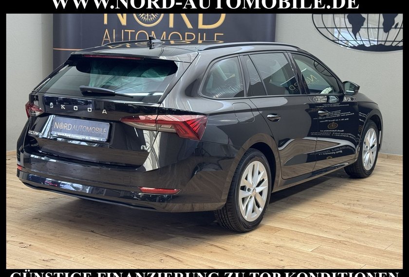 Skoda Octavia Octavia iV Combi Ambition 1.4 TSI DSG Kamera/LED