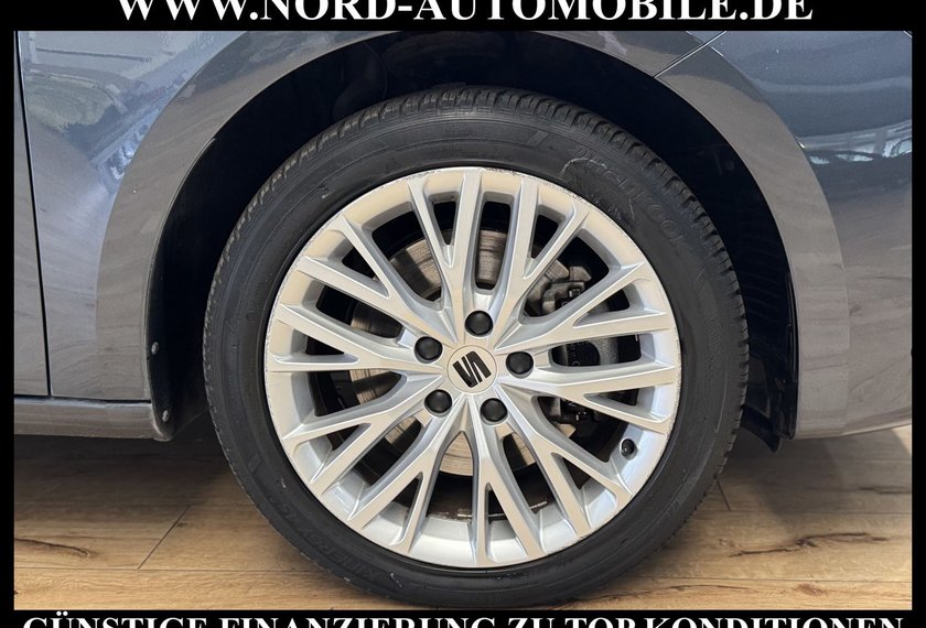 Seat Leon Leon XCELLENCE 1.4 TSI e-HYBRID DSG Navi/LED