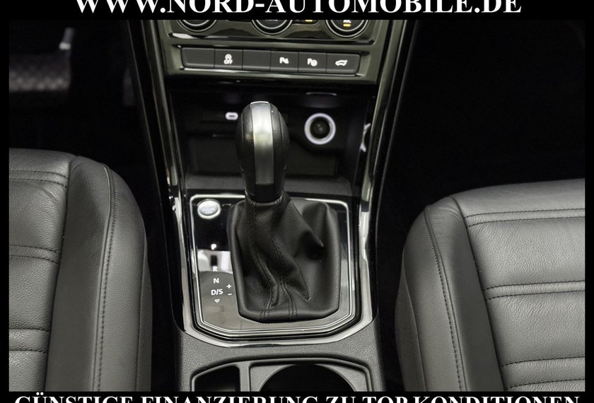 Volkswagen Touran Touran Highline 2.0 TDI DSG 7-Sitzer/Pano/AHK/17