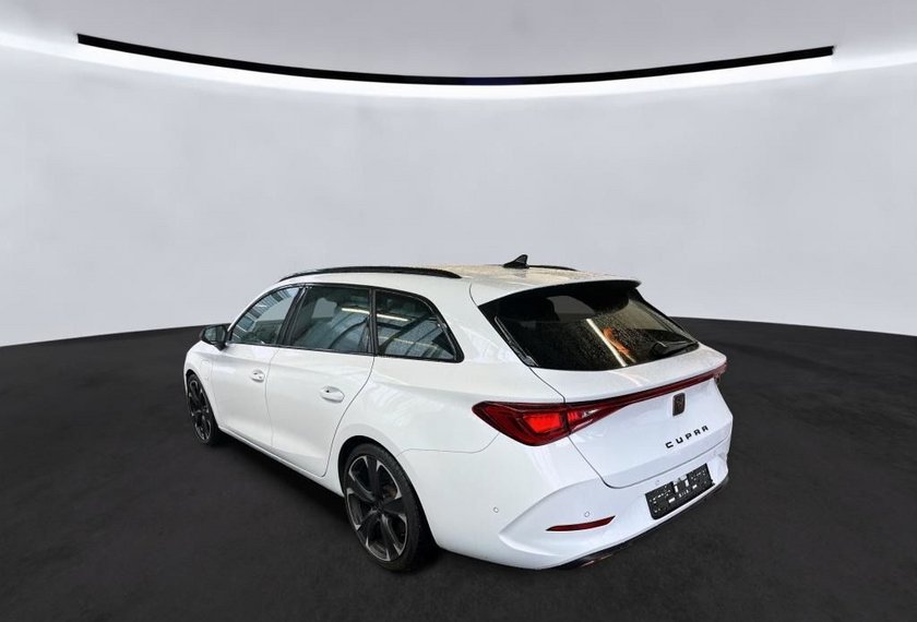 Cupra Leon Leon SP VZ 1.4 TSI e-HYBRID DSG Kamera/19/Navi