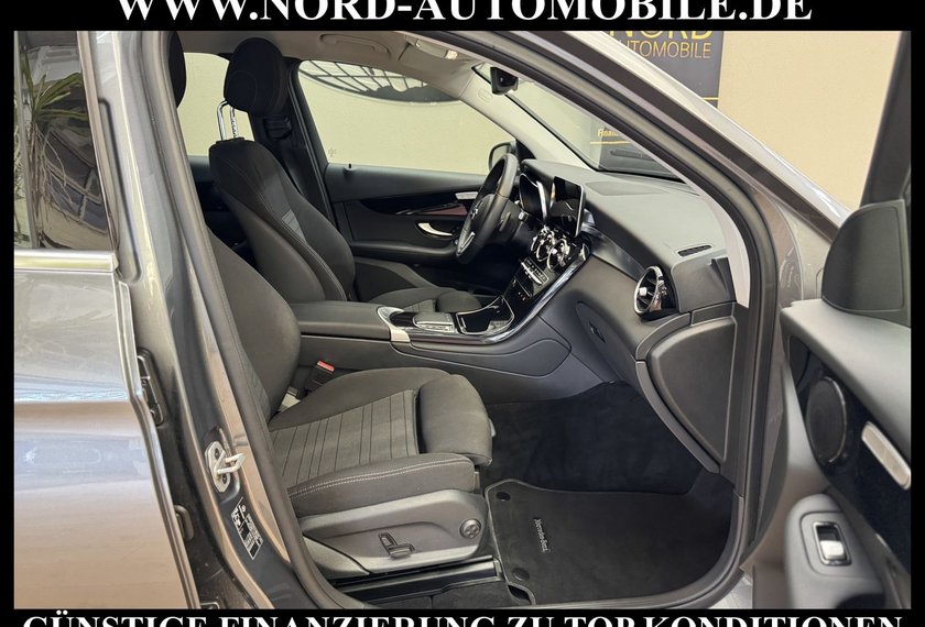 Mercedes-Benz GLC 220 GLC 220 d 4Matic *Distro*AHK*Kamera*EasyPack*LED