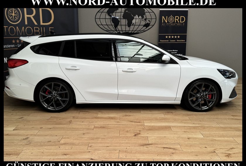 Ford Focus Focus Turnier 2.0 EB ST *RECARO*PANO*MATRIX*HUD*