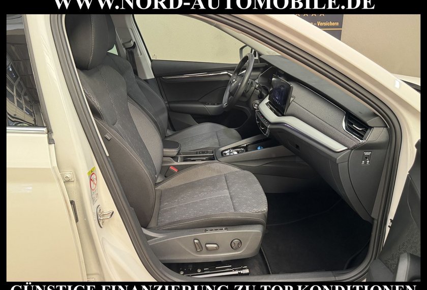 Skoda Octavia Octavia Combi 2.0 TDI DSG Style *LED*ACC*VIRT*