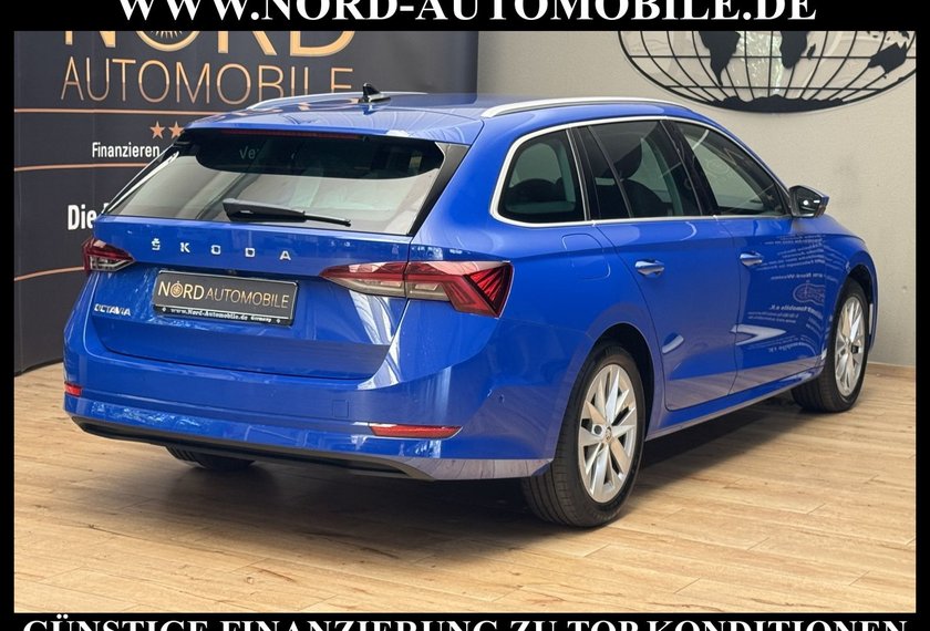 Skoda Octavia Octavia Combi 2.0 TDI DSG Style LEDER*AHK*MATRIX