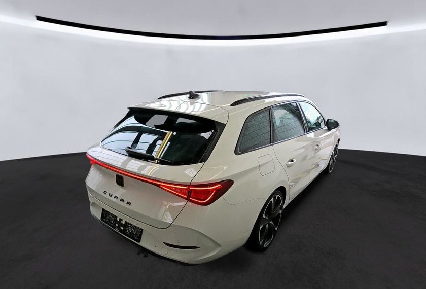 Cupra Leon Leon SP 2.0 TSI VZ DSG Navi/LED/PDC/19