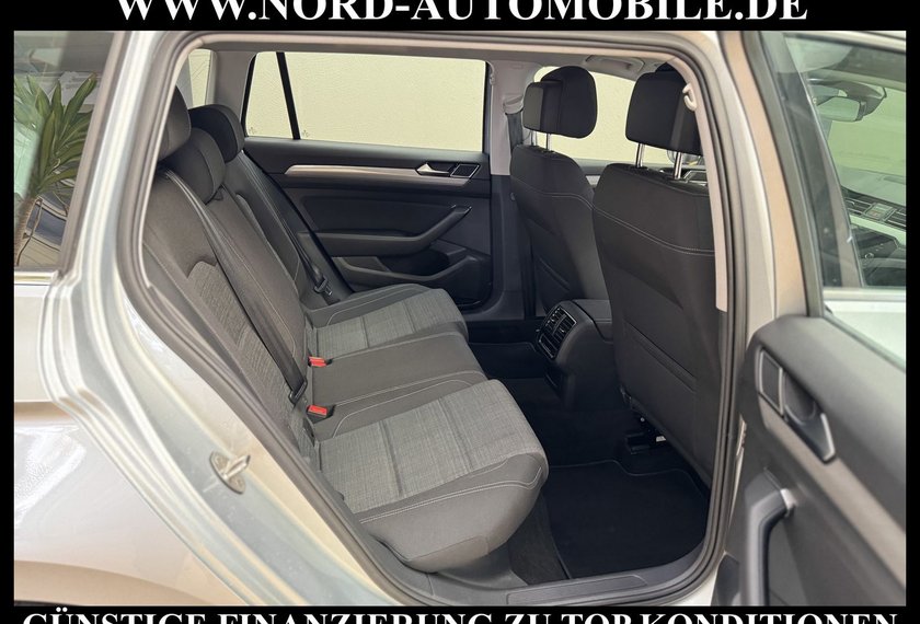 Volkswagen Passat Variant Passat Variant 2.0 TDI R-Line Matrix/Dig.Cockp/