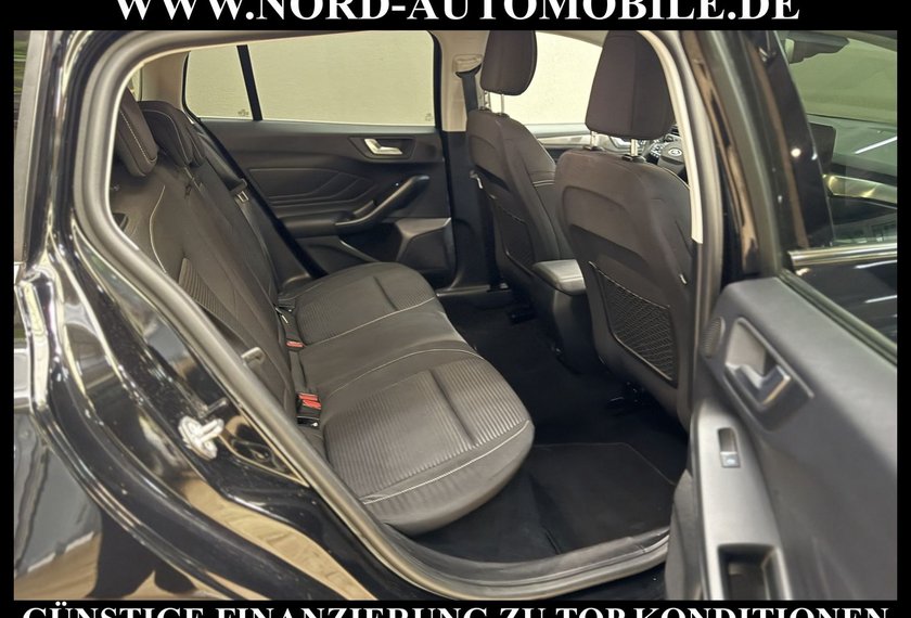 Ford Focus Focus Turnier 1.5 Eco Titanium *AHK*ACC*LED*B&amp;O*