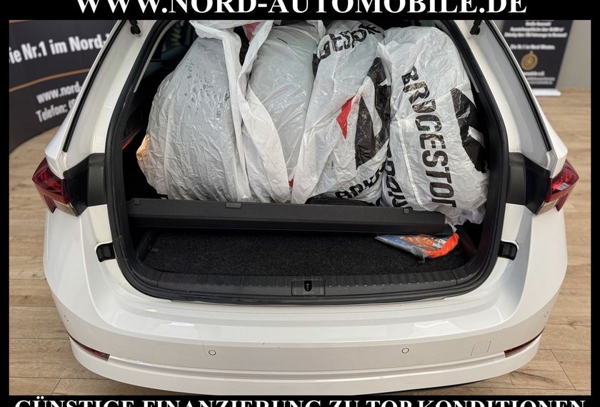 Skoda Octavia Octavia Combi Ambition 1.5 TGI G-TEC DSG AHK/LED