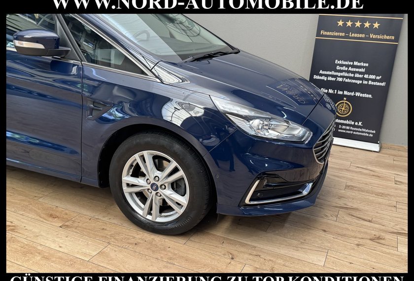 Ford S-Max S-MAX 2.0 EB TITANIUM *AHK*NAVI*SHZ*UPE:46