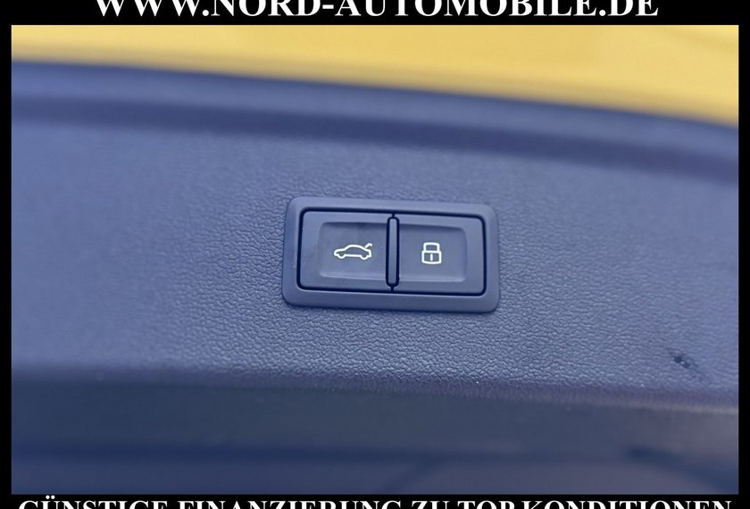 Audi A3 A3 Sportback S-Line 30 TFSI Leder/Navi/18/Virtua