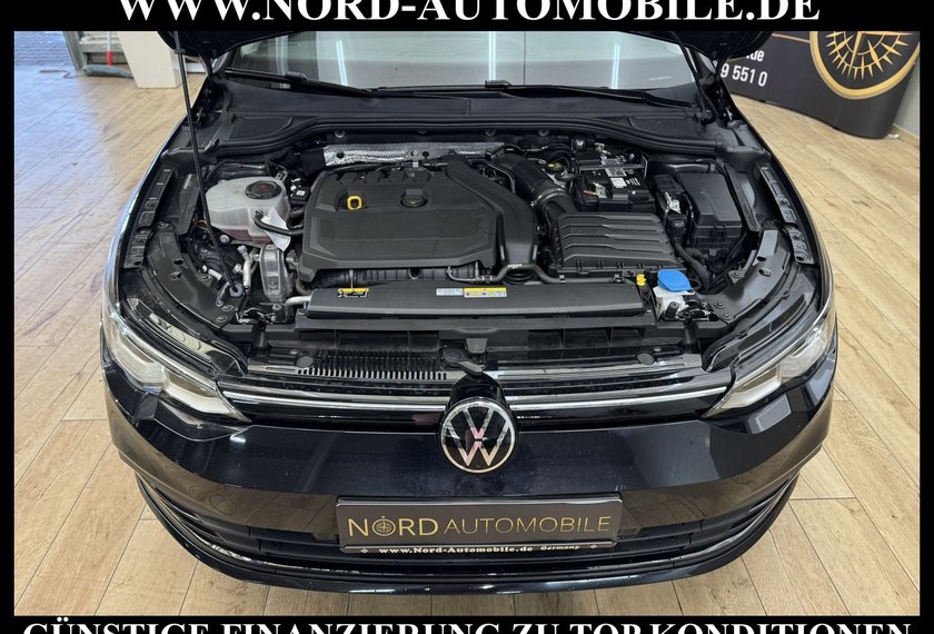 Volkswagen Golf Golf VIII Lim. 1.5 TSI Life Garantie bis 02/28