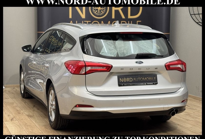 Ford Focus Focus Turnier 1.5 EcoBlue *LED*NAVI*AHK*SHZ*16Z*