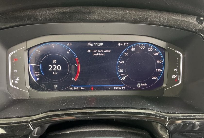 Volkswagen Touran Touran Highline 2.0 TDI DSG Dig.Cockpit/7-Sitzer