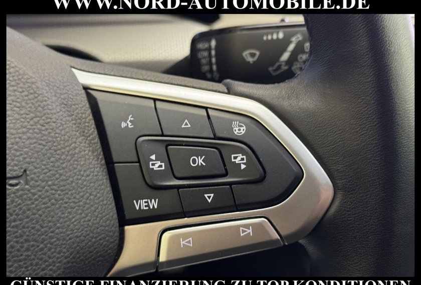 Volkswagen Golf Golf VIII Lim.1.5 TSI Active Matrix/StHz/Navi/