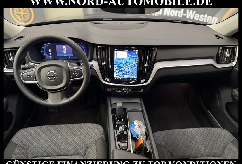 Volvo V60 V60 Kombi B3 Core *NAVI*LED*4xSHZ*UPE:53