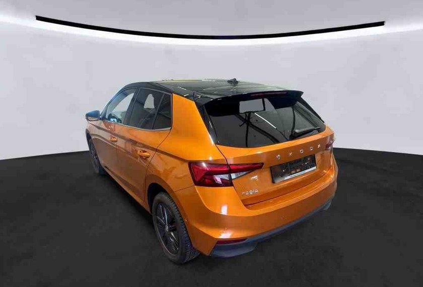 Skoda Fabia Fabia 1.0 TSI Style DSG AHK/Kamera/Navi/LED/16
