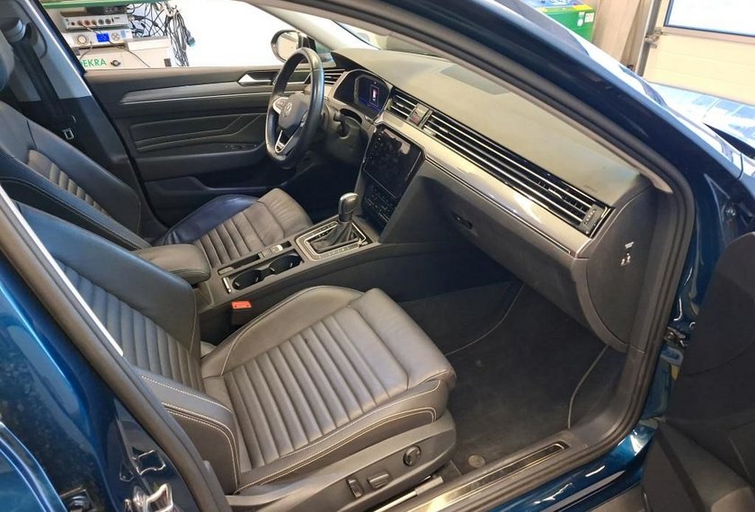 Volkswagen Passat Alltrack Passat Alltrack 4MOT 2.0 TDI DSG Leder/19/Matrix