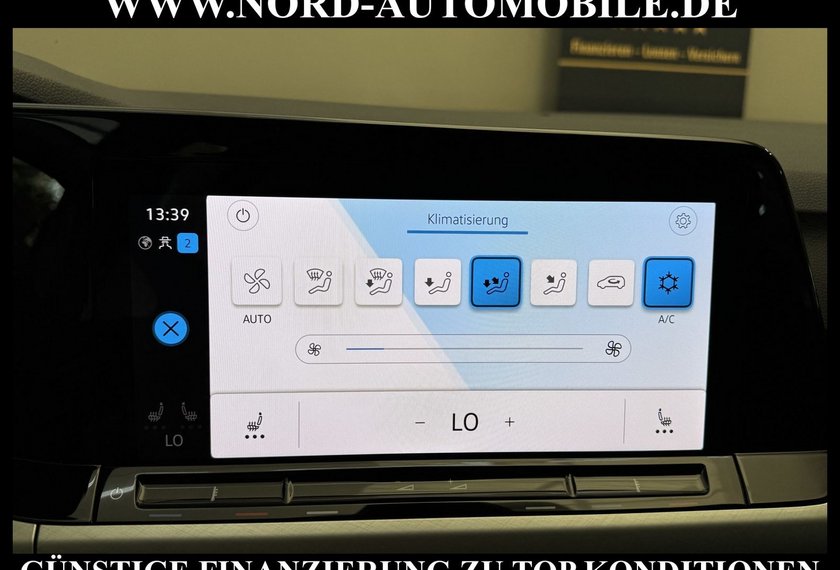 Volkswagen Golf Golf Variant Life 2.0 TDI DSG Navi/LED/ACC/PDC