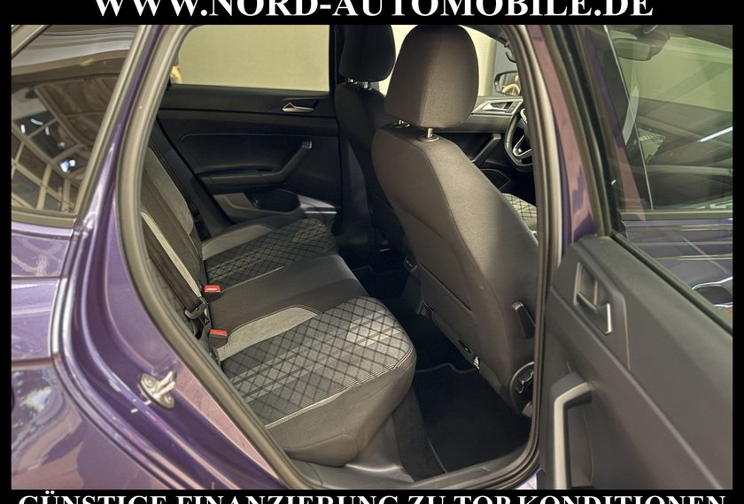 Volkswagen Polo Polo 1.0 TSI R-Line DSG Kamera/Navi/LED/17/