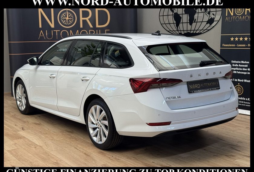 Skoda Octavia Octavia Combi iV Ambition 1.4 TSI DSG Kamera/LED