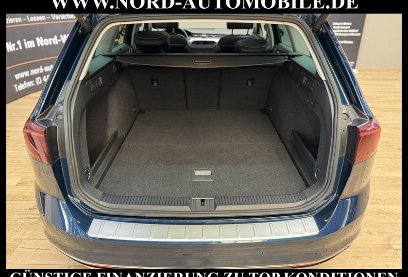 Volkswagen Passat Variant Passat Variant R-Line 4MOT 2.0 TSI DSG Pano/AHK/