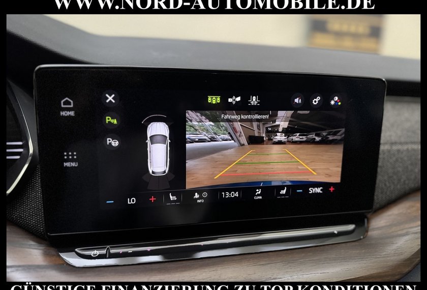 Skoda Octavia Octavia Scout Combi 2.0TDI DSG AHK/Kamera/HeadUp