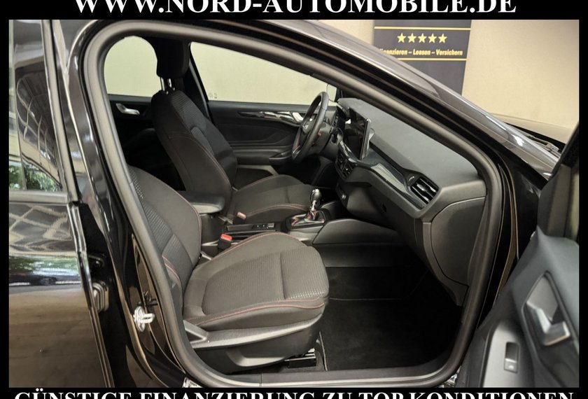 Ford Focus Focus Lim. ST-Line *LED*Navi*Kamera*ACC*SHZ*LHZ*