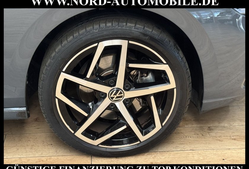 Volkswagen Golf Golf Style 2.0 TSI DSG Navi/LED/18/PDC