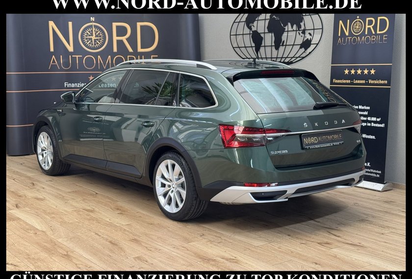 Skoda Superb Superb Combi 2.0 TDI 4x4 DSG Scout AHK/LED/Navi/