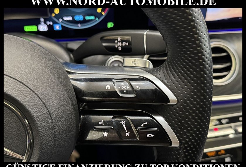 Mercedes-Benz E 220 E 220 d T AMG *LED*AHK*Schiebedach*Kam*19ZOLL*