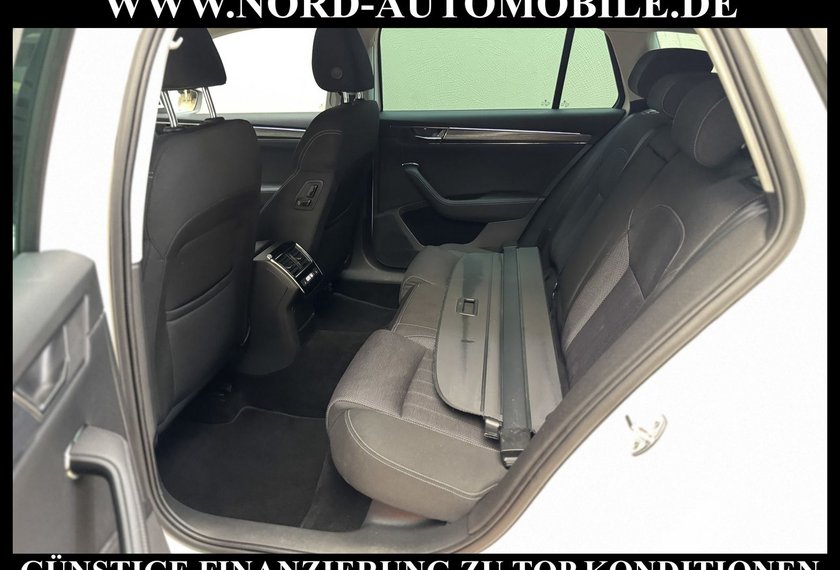 Skoda Superb Superb iV Combi Style 1.4 TSI DSG SIDE&amp;LANE/Area