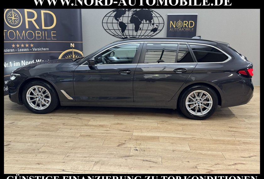BMW 520 520 d Touring xDrive *LED*AHK*Luft*ParkAss*Leder